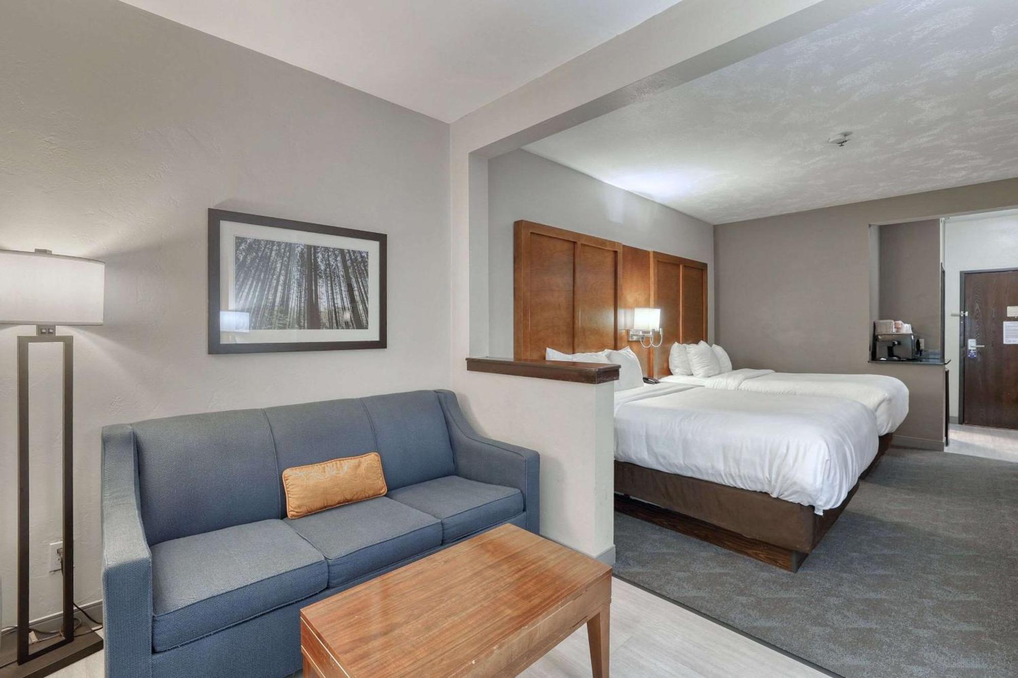 Comfort Suites Appleton Airport Exteriör bild