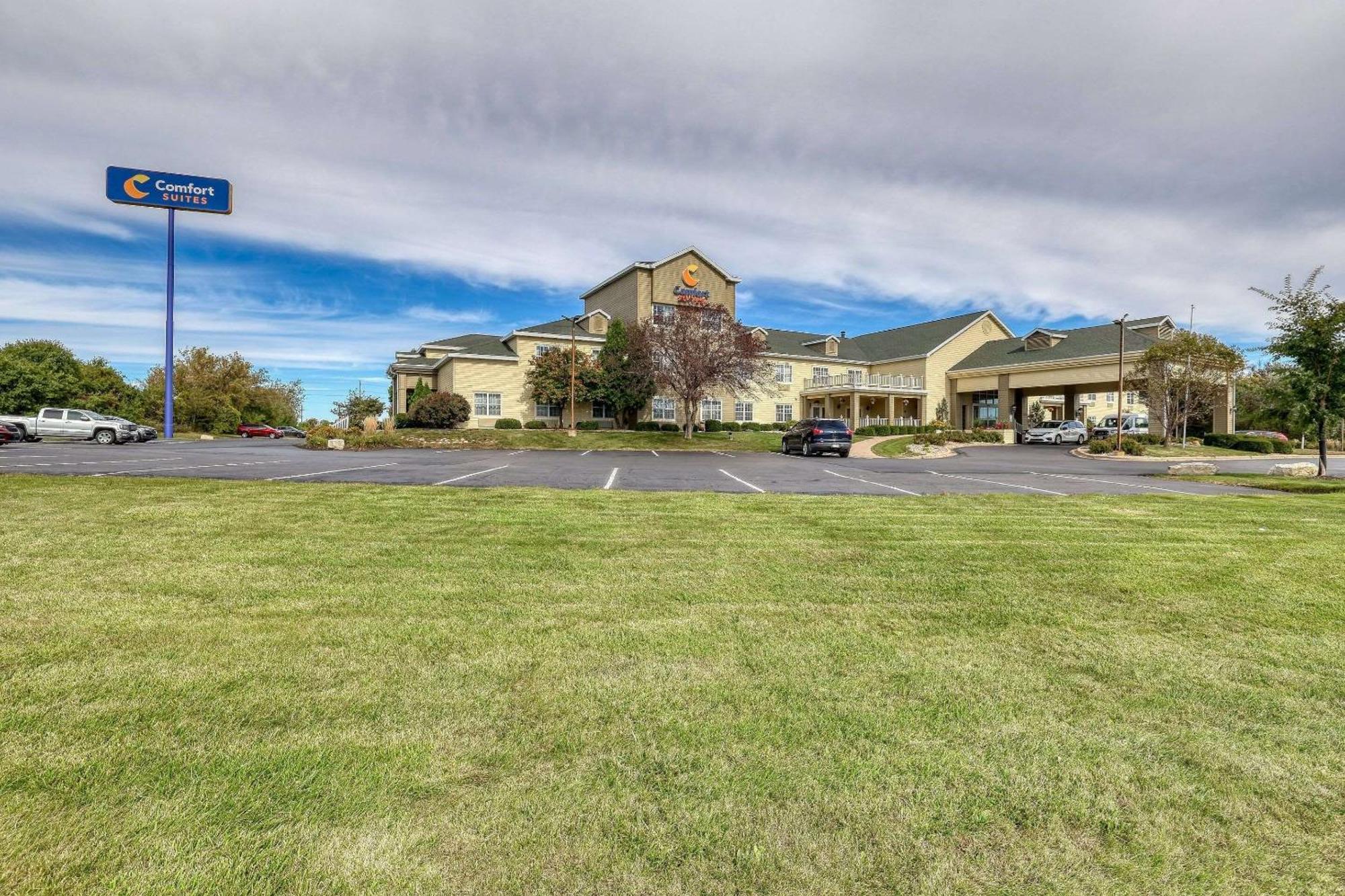 Comfort Suites Appleton Airport Exteriör bild